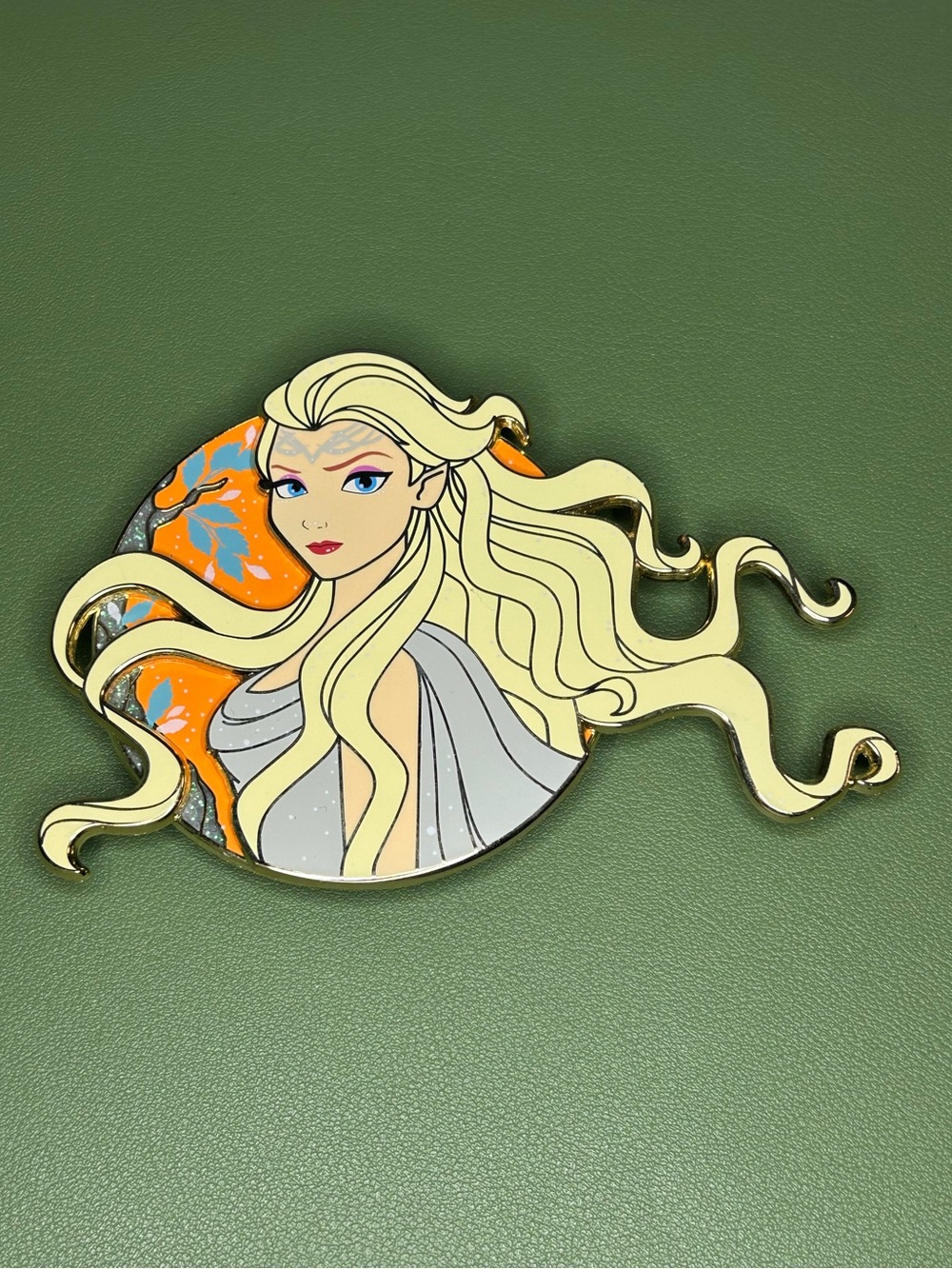 Crossover LOTR Elsa fantasy pin